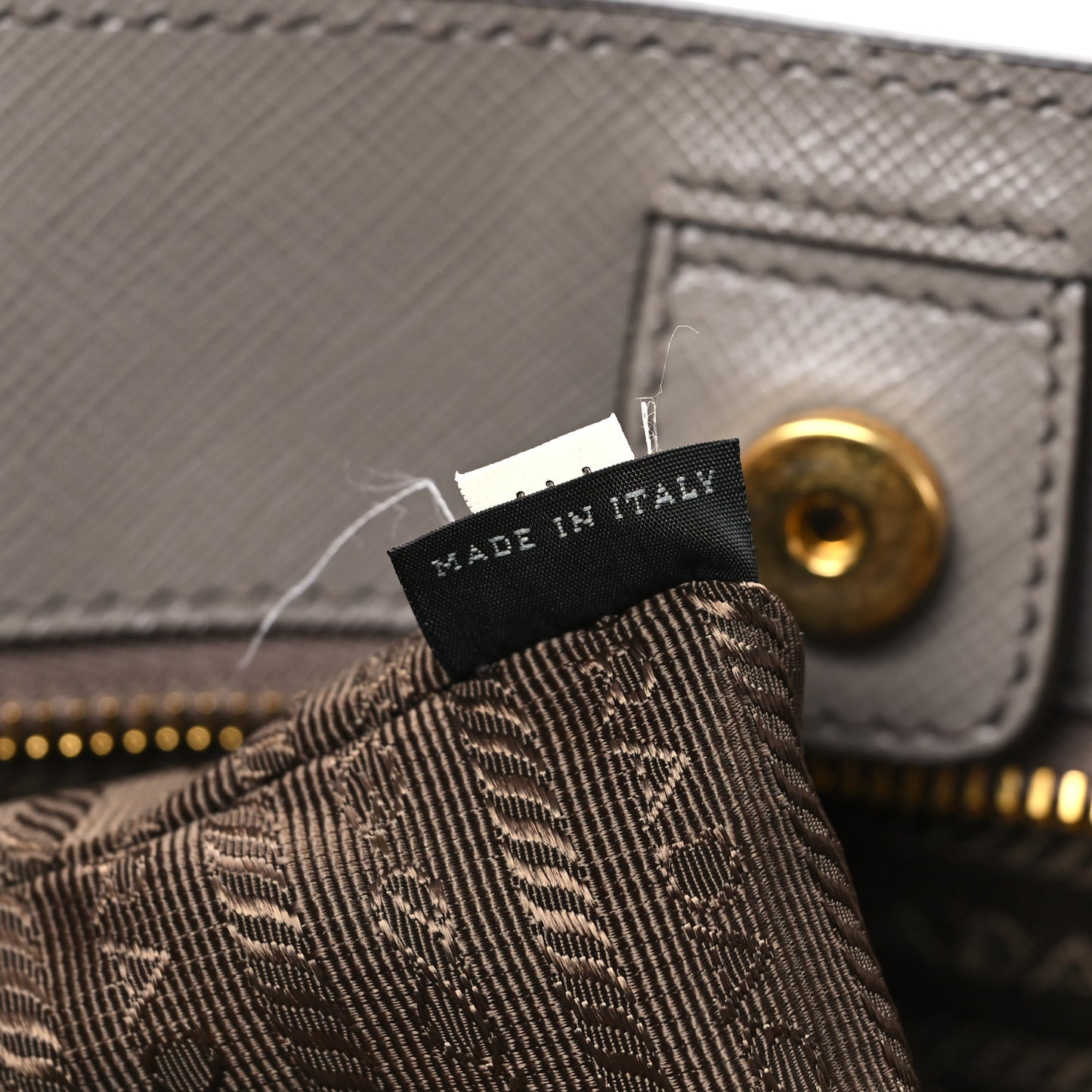 Saffiano Lux Large Tote Argilla