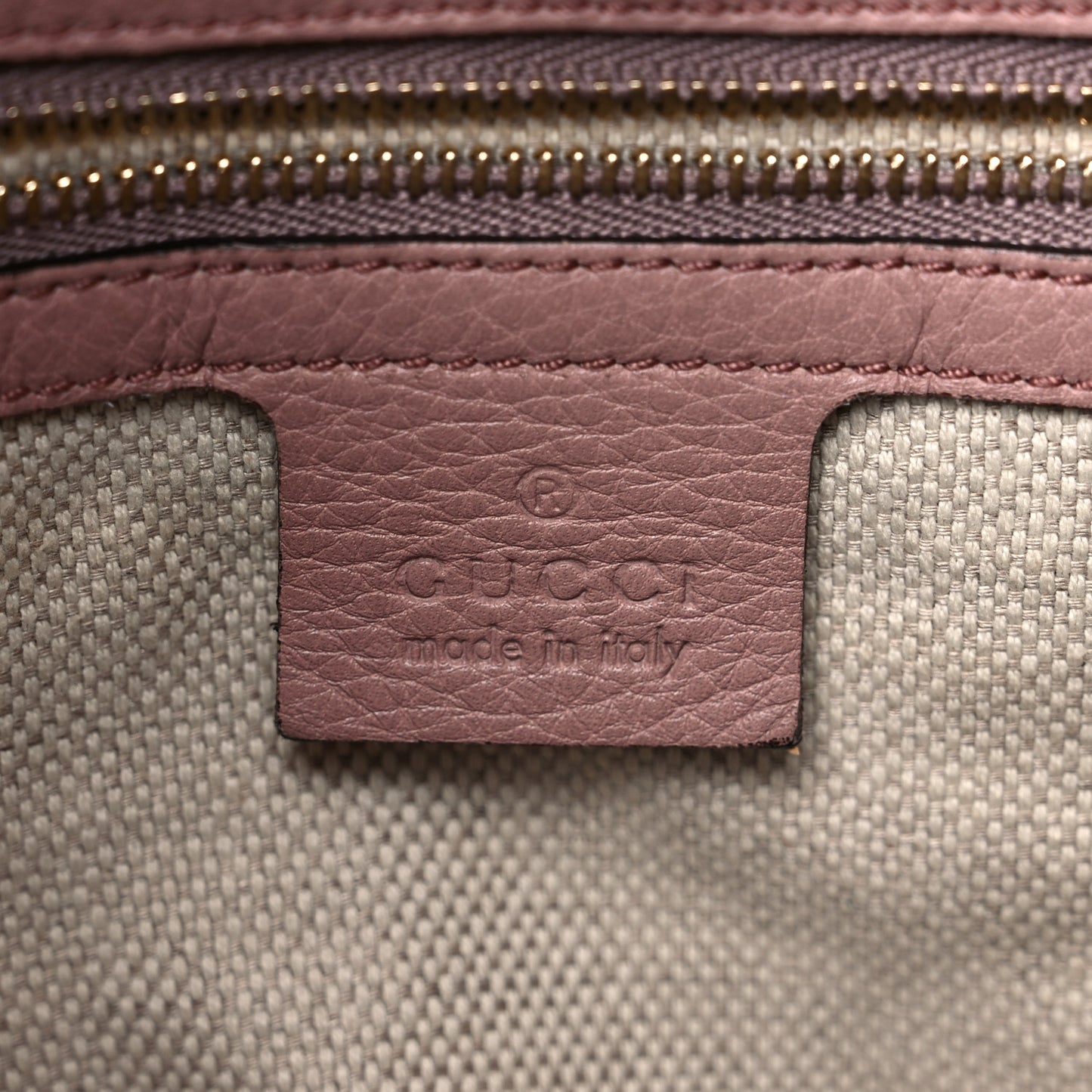 Pebbled Calfskin Medium Soho Chain Shoulder Bag Dark Cipria
