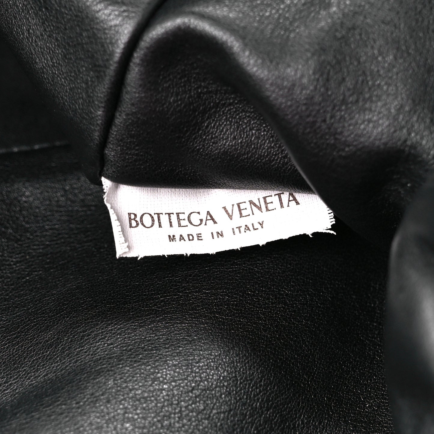 Smooth Butter Calf Teen Pouch Black