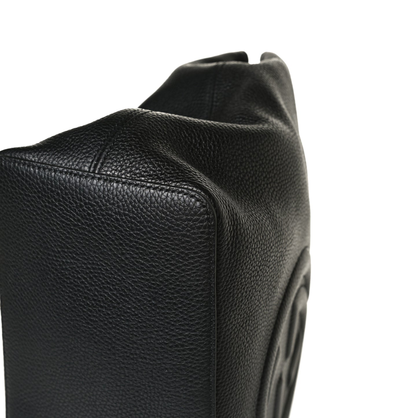 Pebbled Calfskin Large Soho Hobo Black