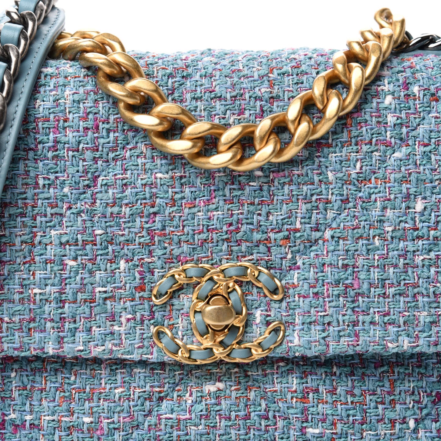 Tweed Quilted Medium 19 Flap Blue Multicolor