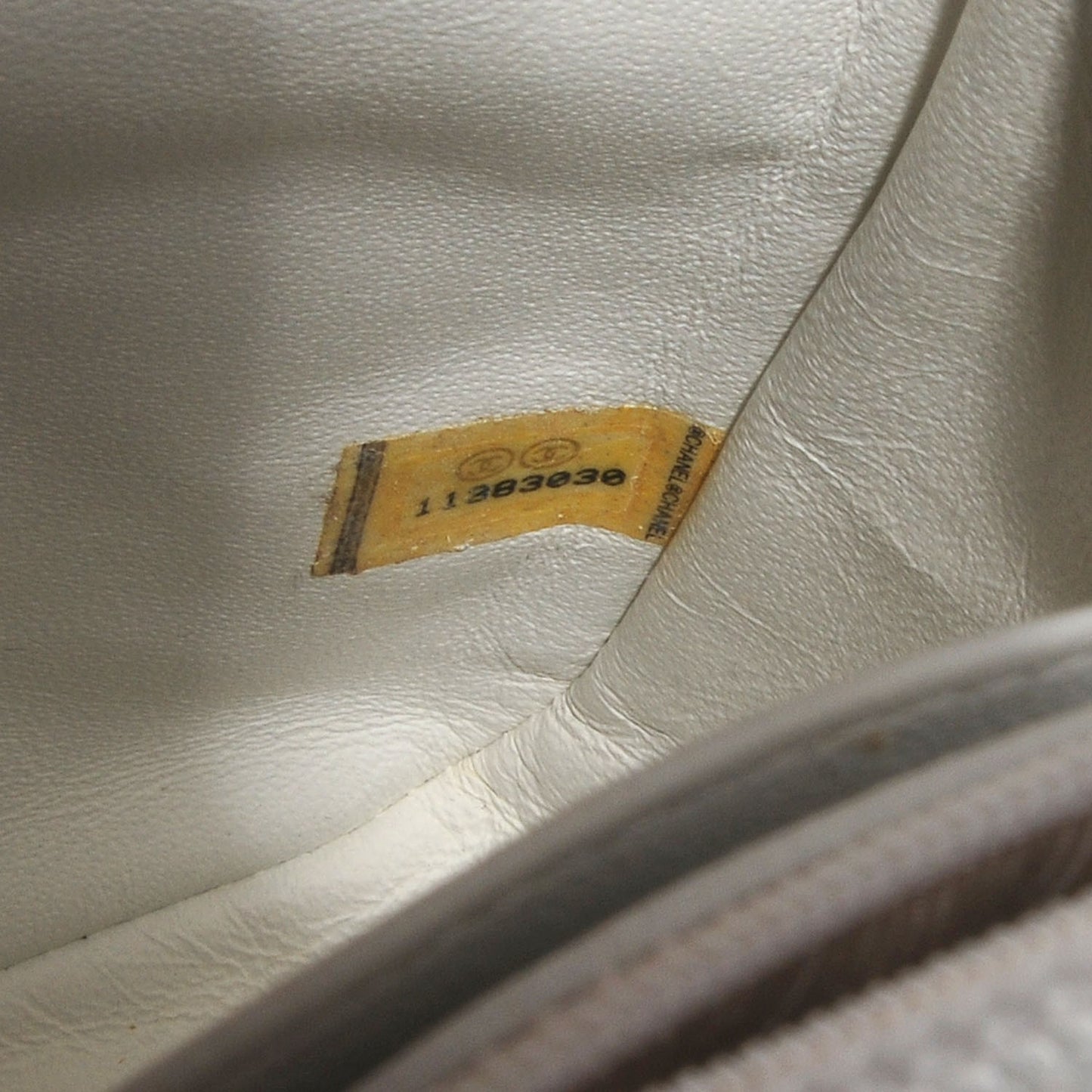 Caviar Jumbo Single Flap White