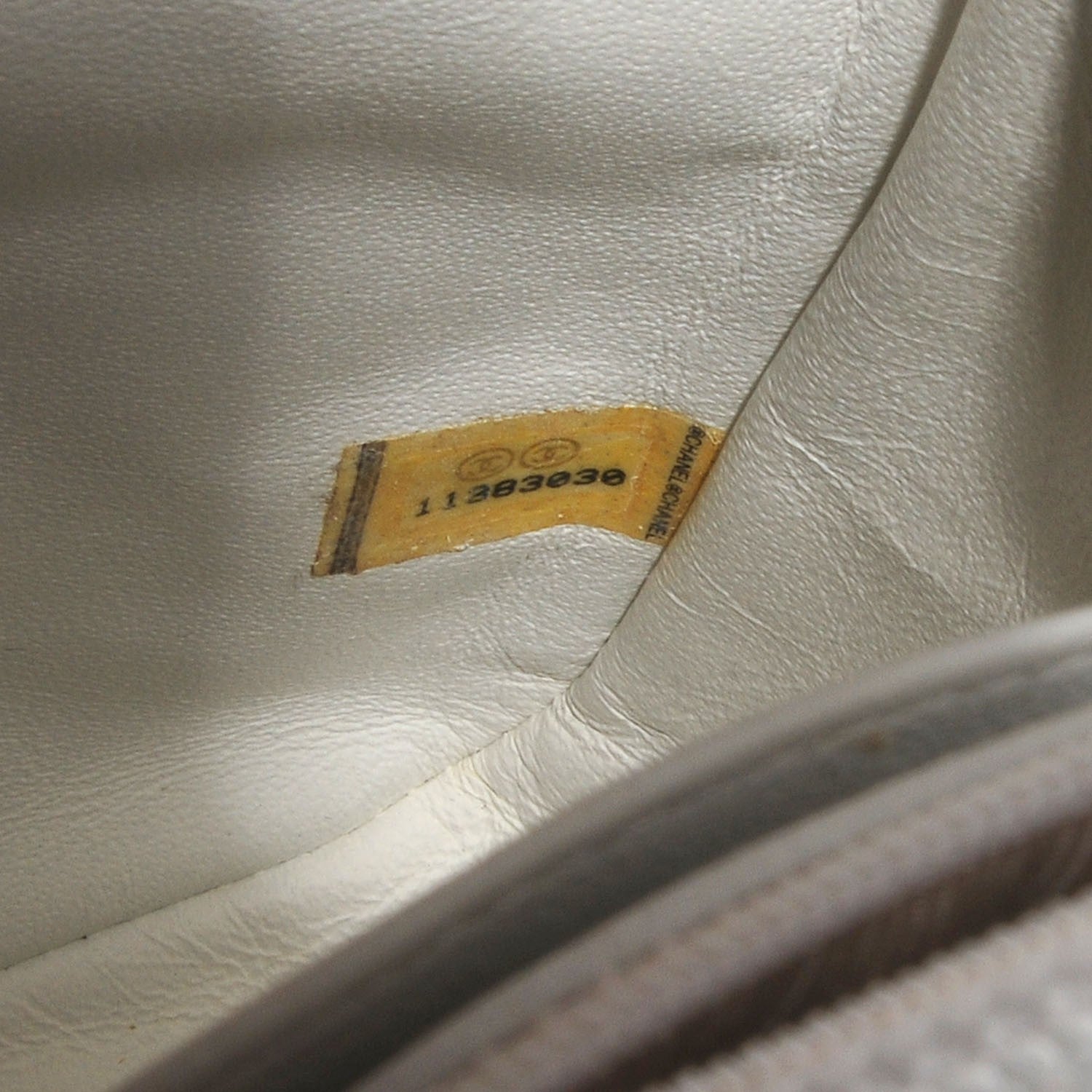 Chanel Caviar Jumbo Single Flap White 8 of 9