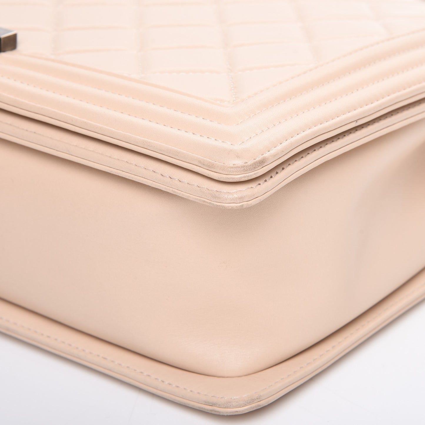 Lambskin Quilted Large Boy Flap Beige