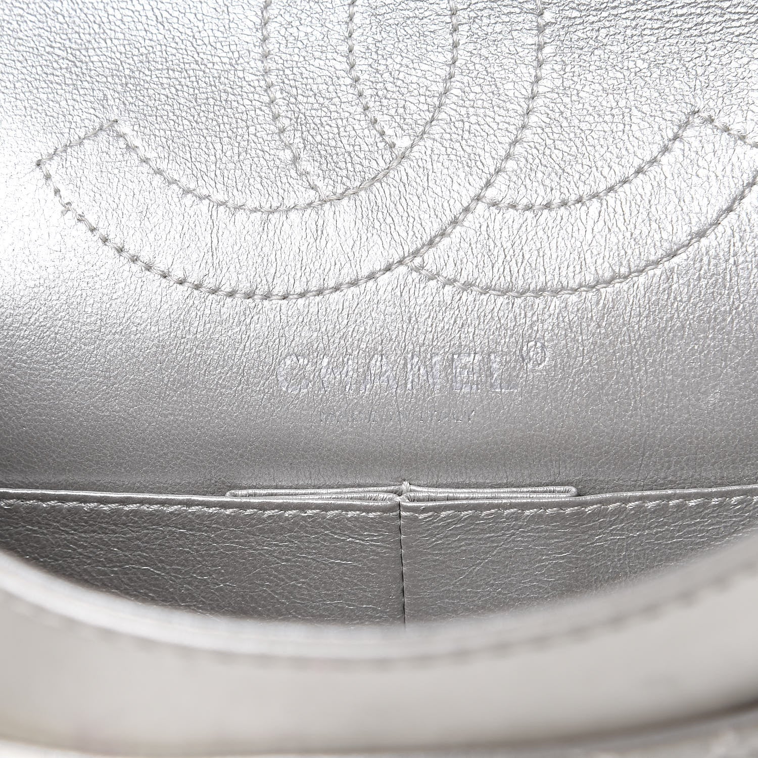 Chanel Metallic Aged Calfskin 2.55 Reissue 225 Flap Silver 6 of 16