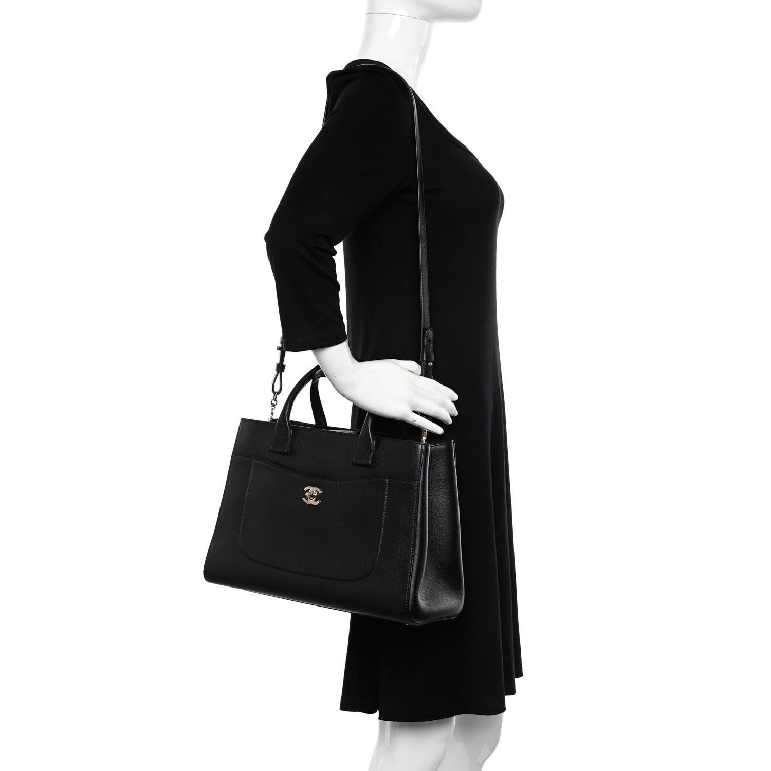 Chanel Grained Calfskin Small Neo Executive Shopper Tote Black 2 of 11