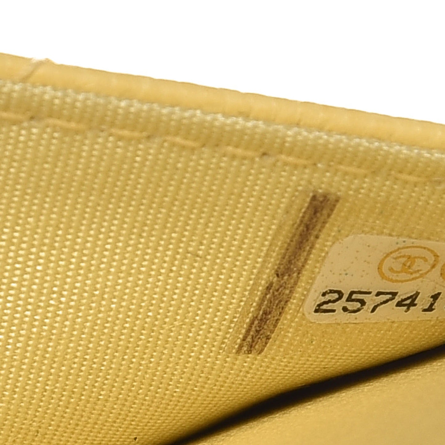Caviar Quilted CC Filigree Wallet On Chain WOC Yellow