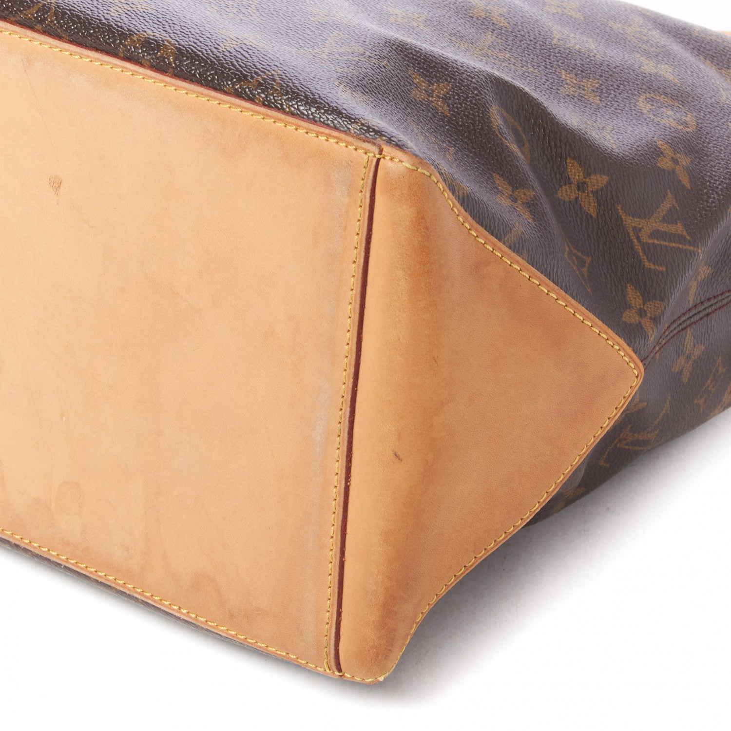 Louis Vuitton Monogram Cabas Mezzo 5 of 8
