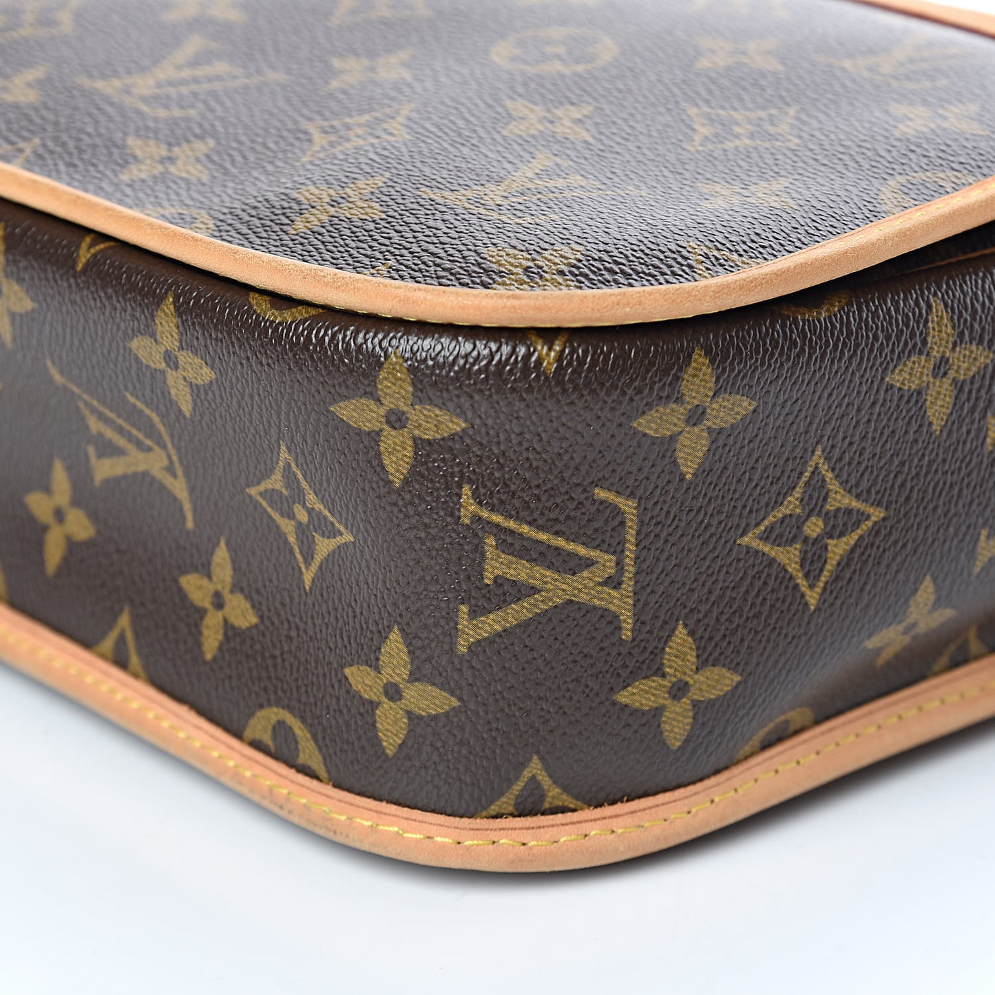 Monogram Bosphore PM Messenger