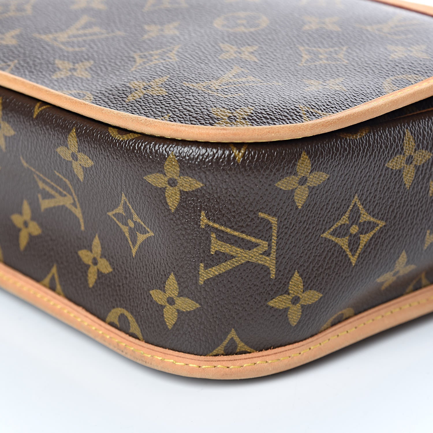 Louis Vuitton Monogram Bosphore PM Messenger 6 of 12
