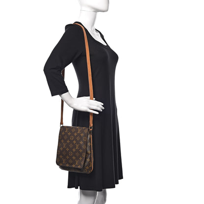 Louis Vuitton Monogram Musette Salsa 2 of 10
