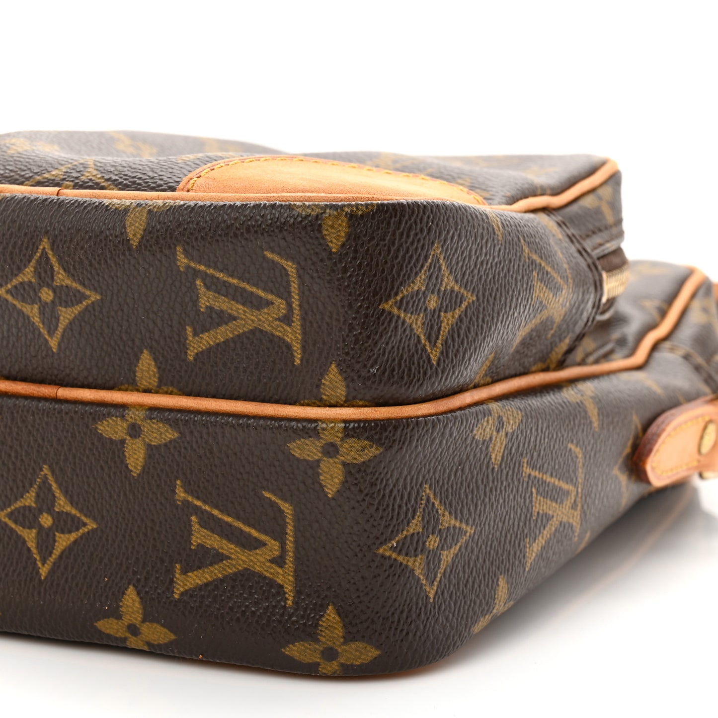 Monogram Amazone