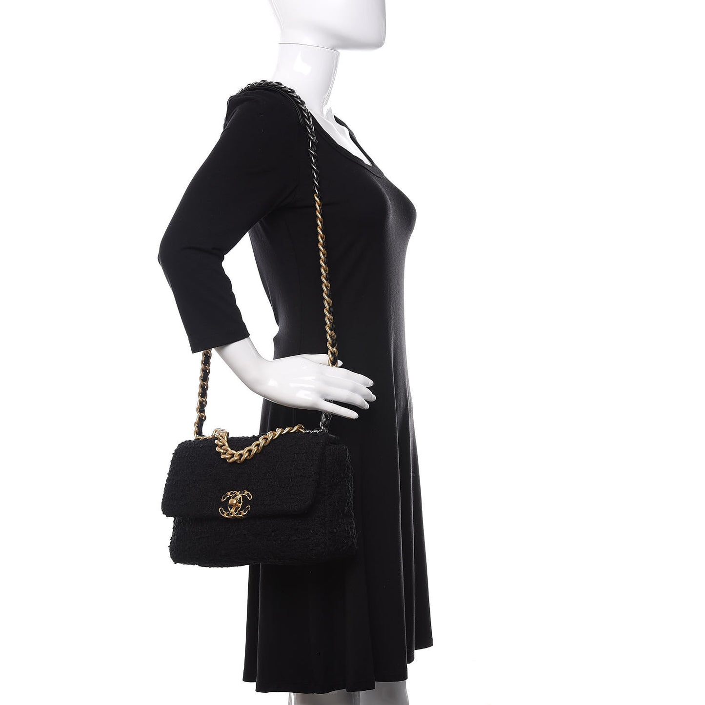 Tweed Quilted Medium 19 Flap Black