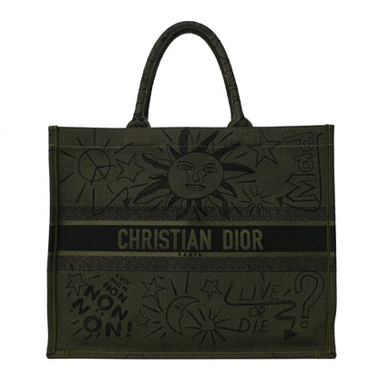 Christian Dior Canvas Embroidered Graffiti Book Tote Vert 1 of 11