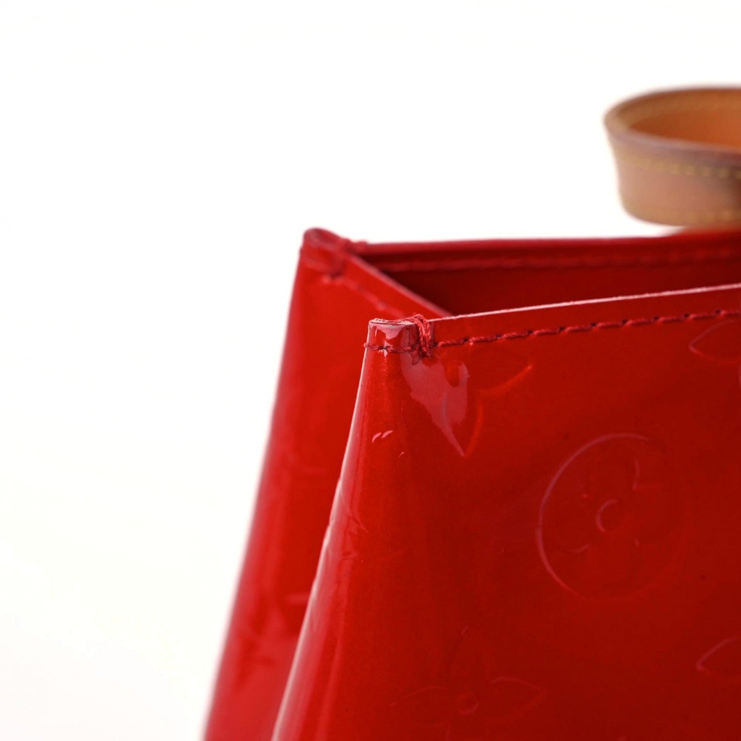 Louis Vuitton Vernis Reade PM Pomme D'Amour 24 of 26