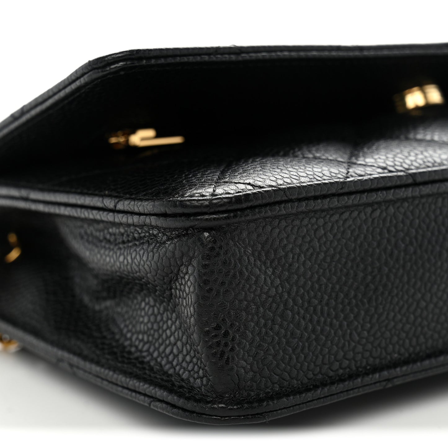 Caviar Quilted Wallet On Chain Black