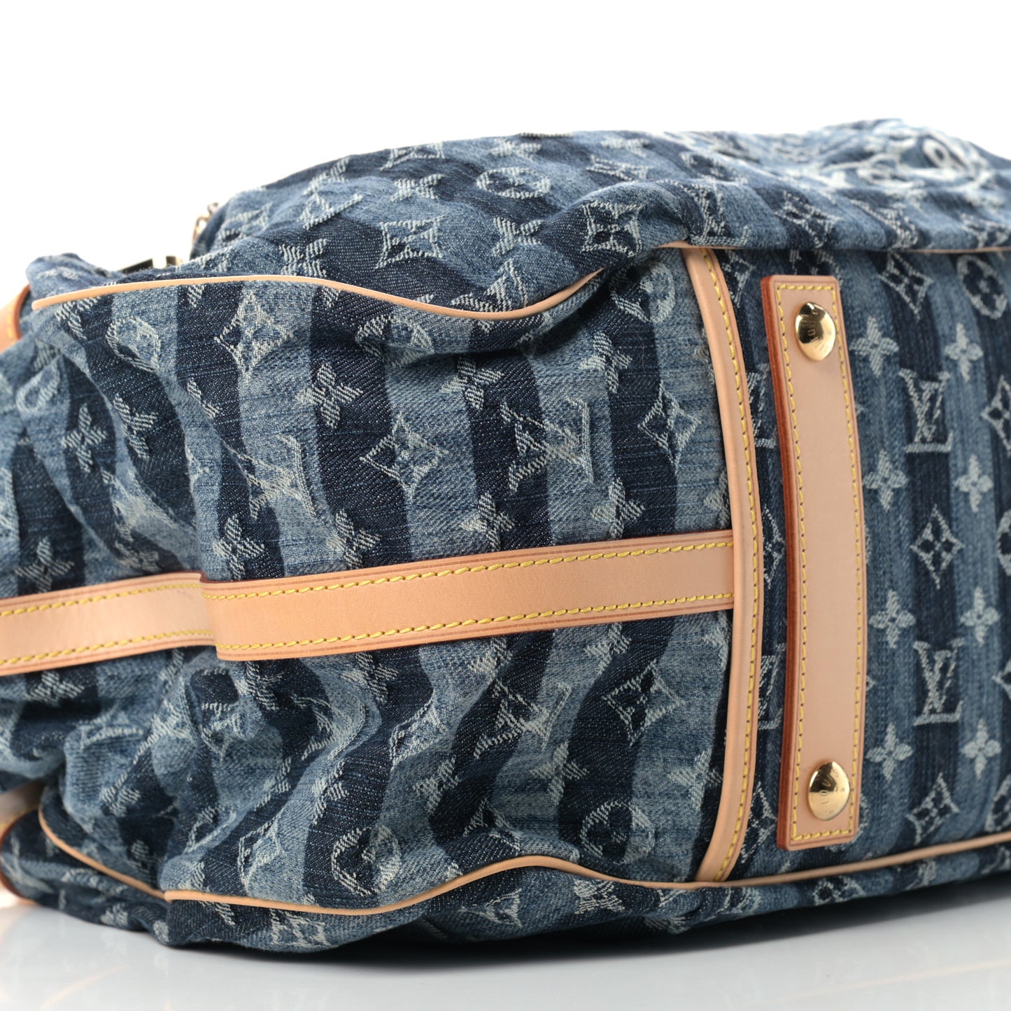 Denim Raye Cabas GM