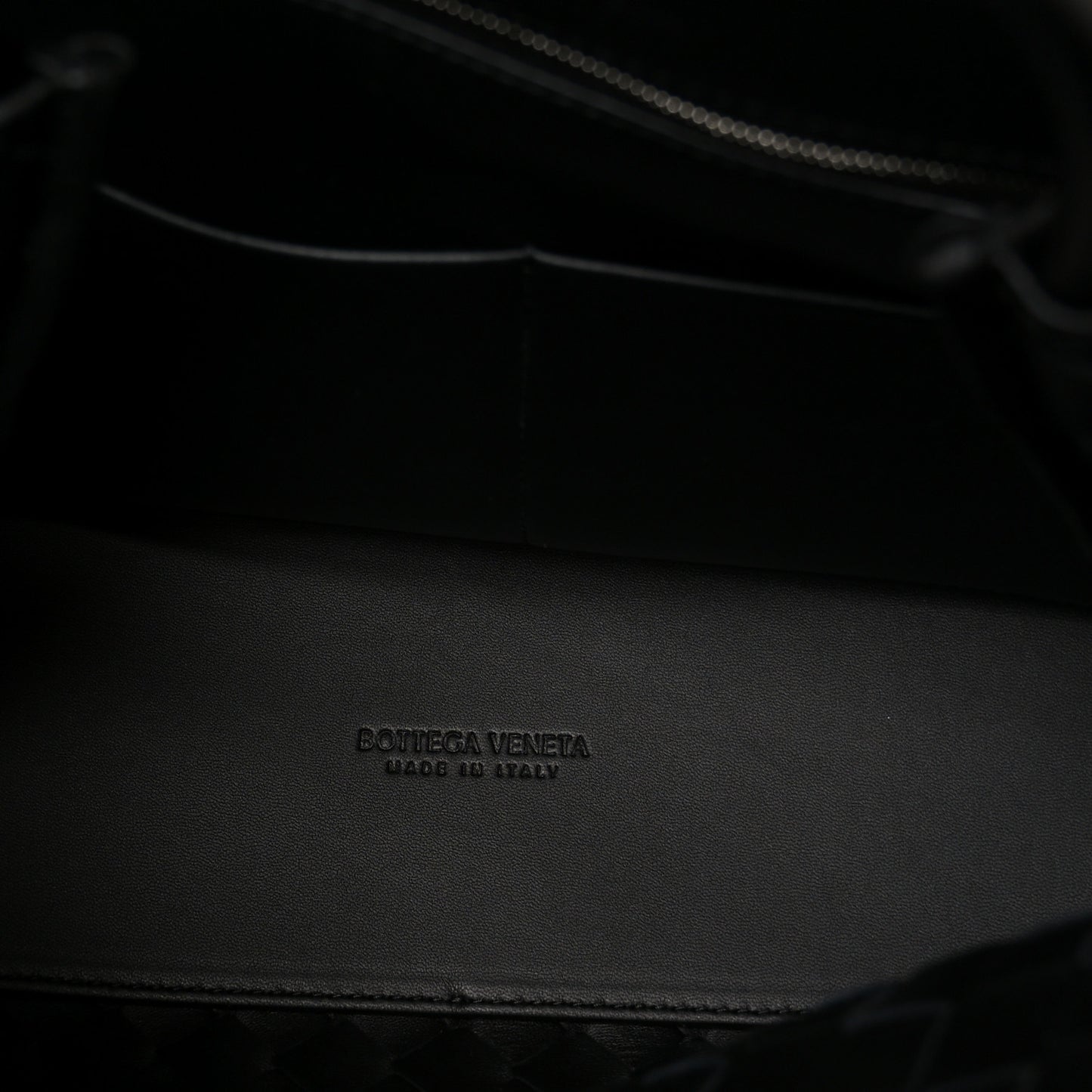 Nappa Intrecciato Medium Andiamo Shoulder Bag Black