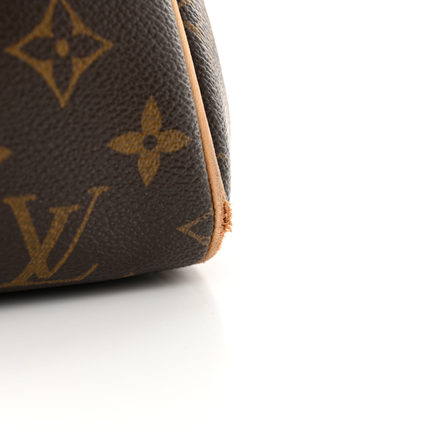 Louis Vuitton Monogram Montorgueil PM 16 of 19