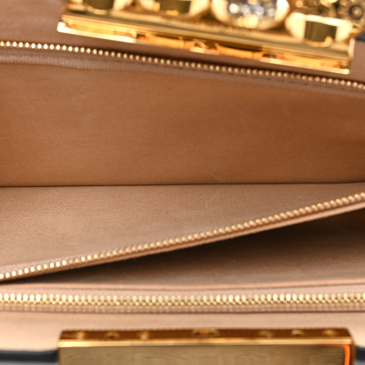 Calfskin Crocodile Embossed Knuckle Flat Clutch Black Gold