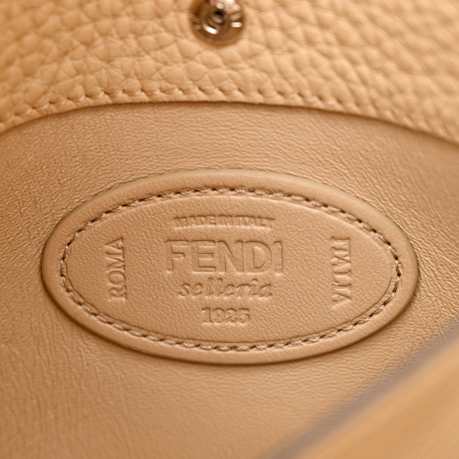 Fendi Cuoio Romano Selleria Raffia Bi-Color Woven Medium Peekaboo X-Lite Sunflower Paglia 6 of 13