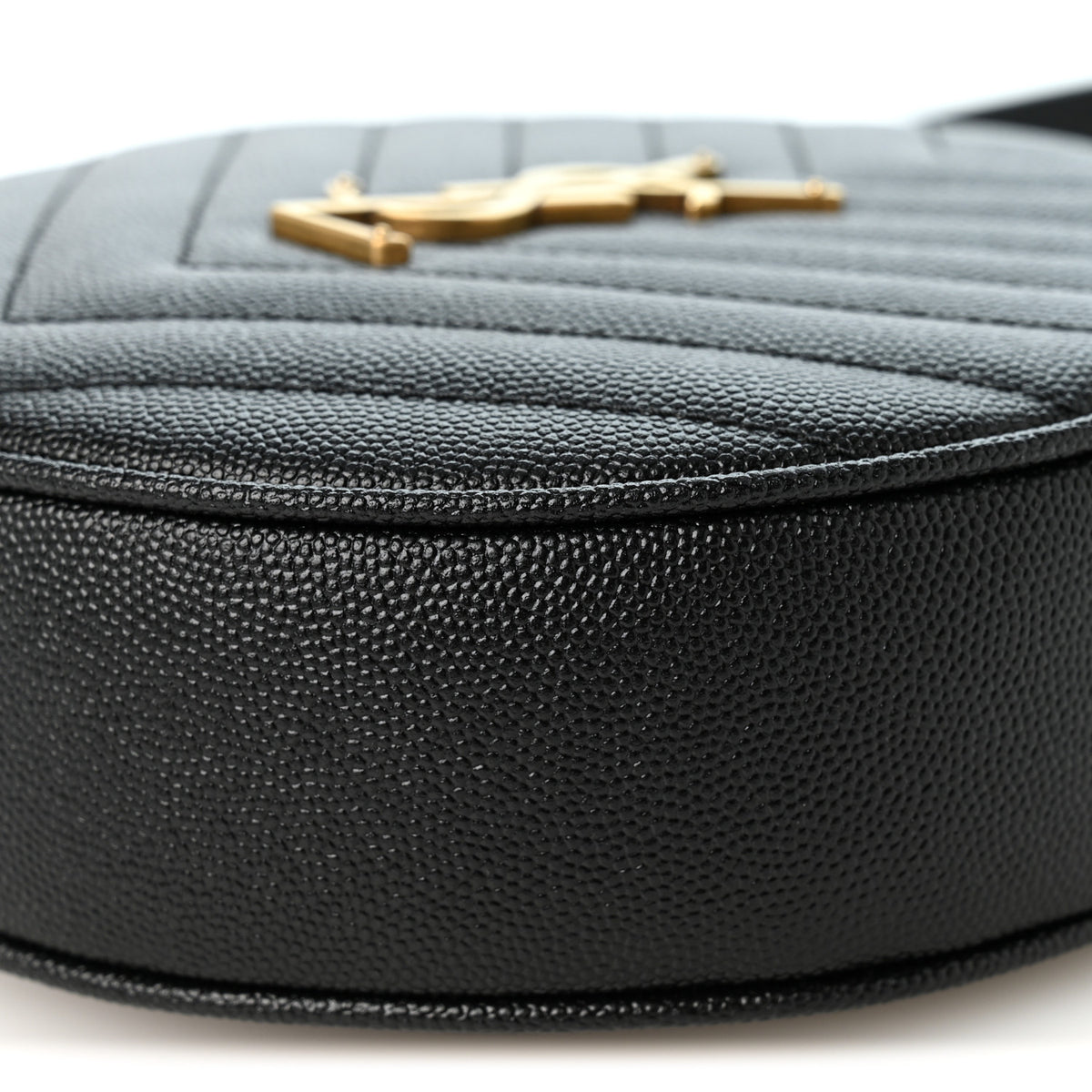 Saint Laurent Grain De Poudre Matelasse Chevron Quilted Round Vinyle Camera Bag Black 9 of 9