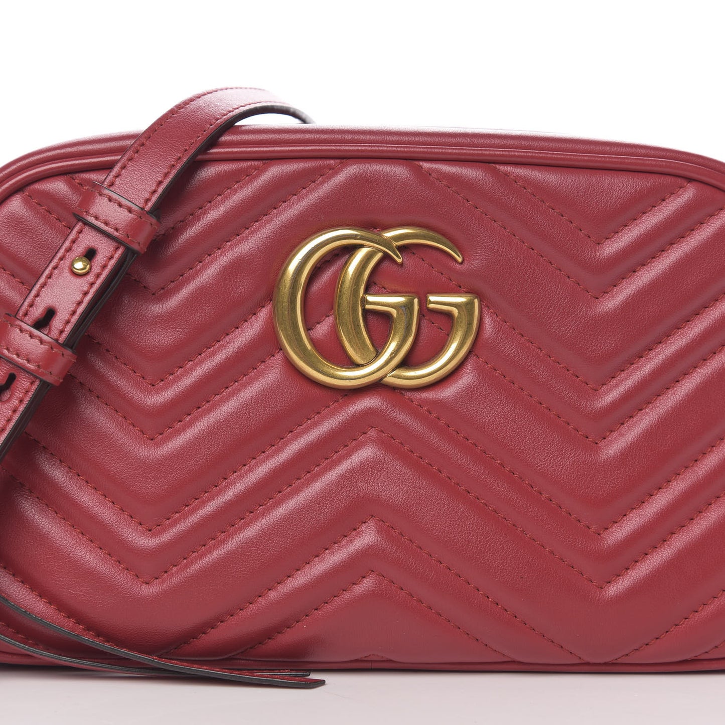 Calfskin Matelasse Small GG Marmont Chain Shoulder Bag Hibiscus Red
