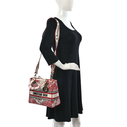 Christian Dior Canvas Embroidered Medium Dioramour D-Royaume Lady D-Lite Red Multicolor 2 of 14