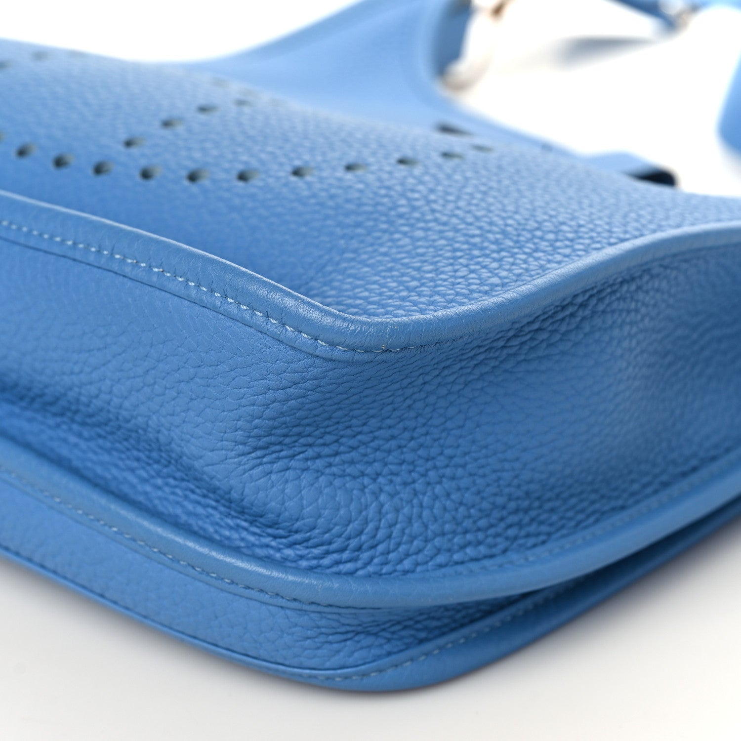 Hermes Taurillon Clemence Evelyne III PM Bleu Paradis 10 of 11