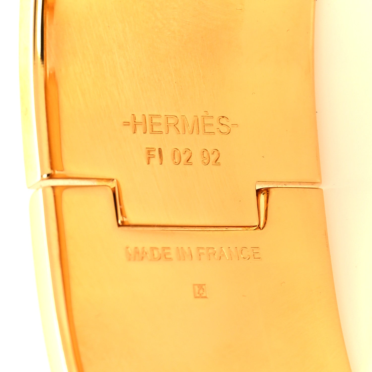 Hermes Enamel Printed Leopards Wide Clic Clac H Bracelet Jaune Or Black 5 of 5