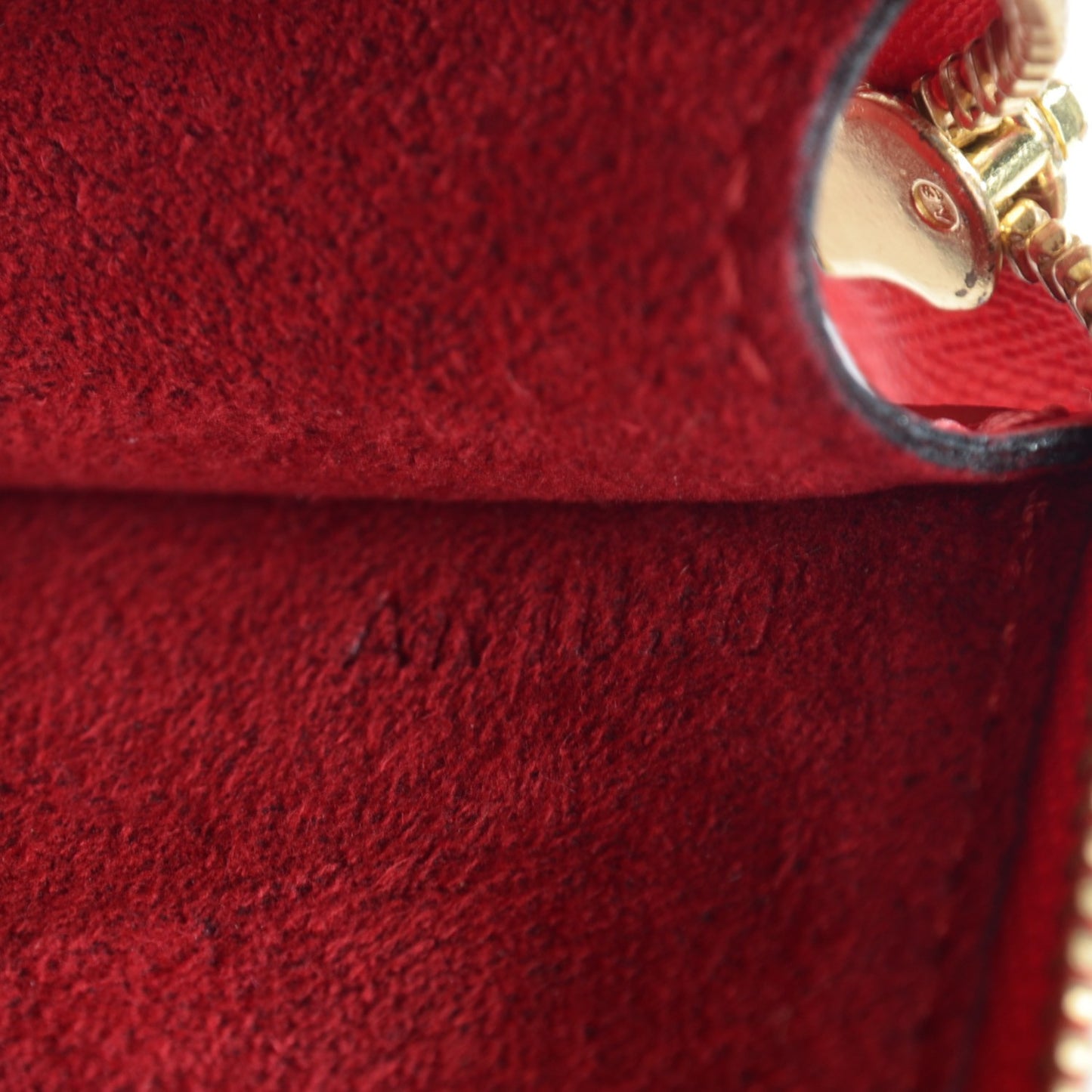 Epi Pochette Accessories 24 Castillan Red