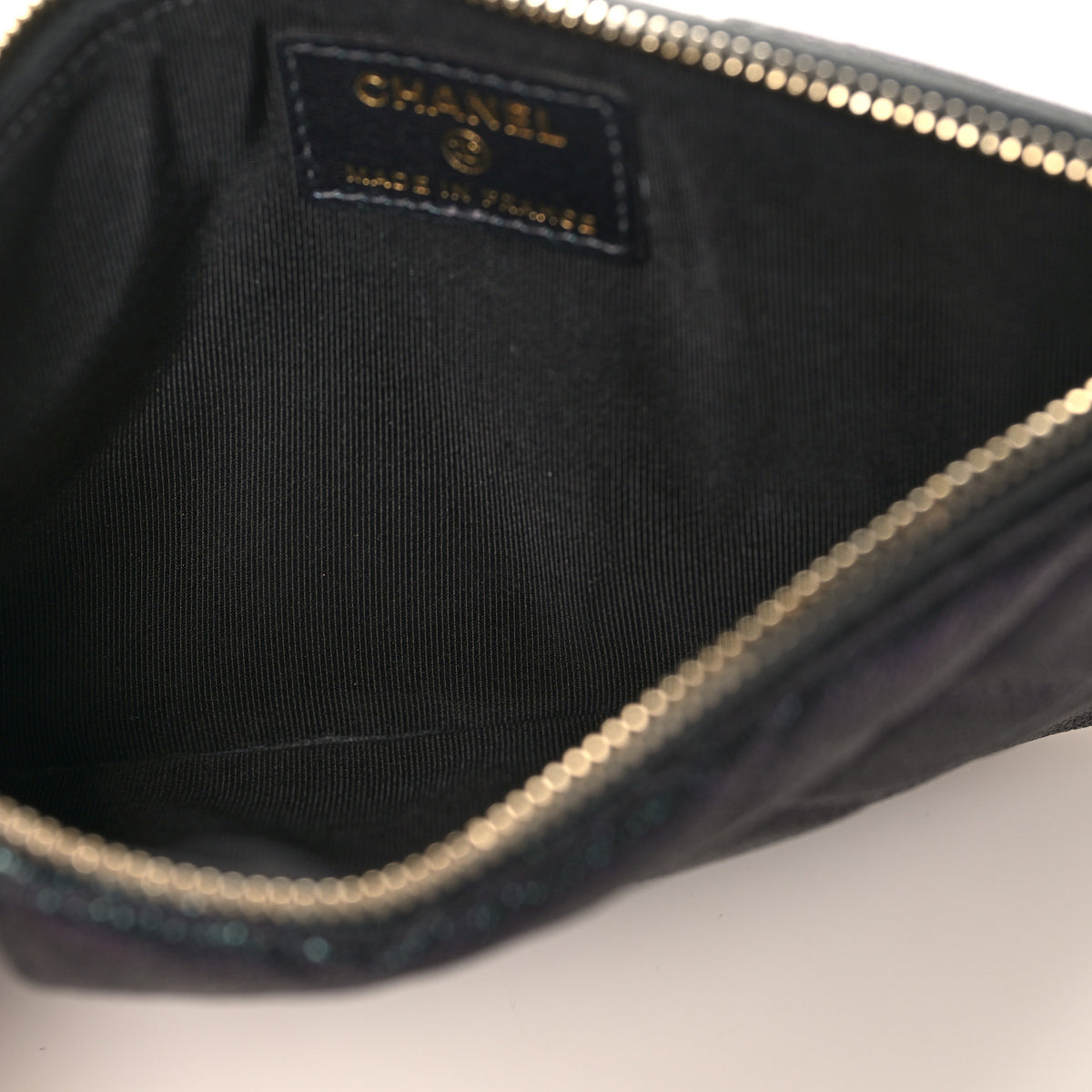 Iridescent Caviar Quilted Classic iPhone Pouch Black