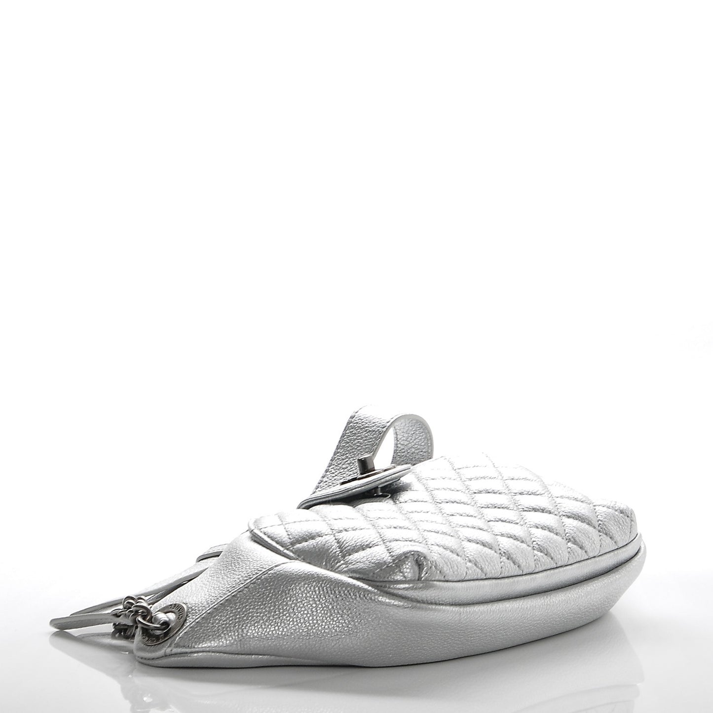 Metallic Grained Calfskin Quilted Casual Rock Waist Bag Fanny Pack Silver