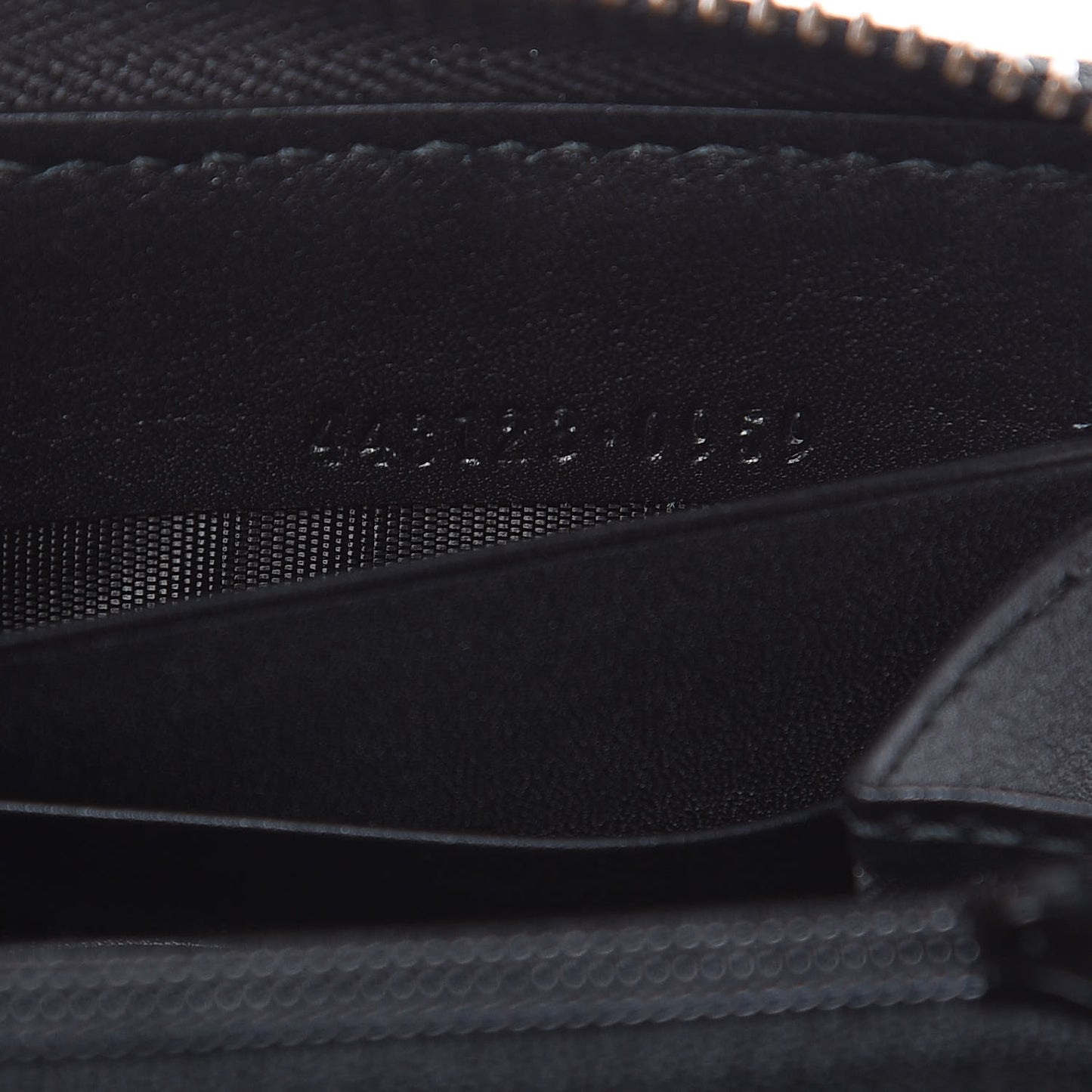 Calfskin Matelasse Pearly GG Marmont Zip Around Wallet Black