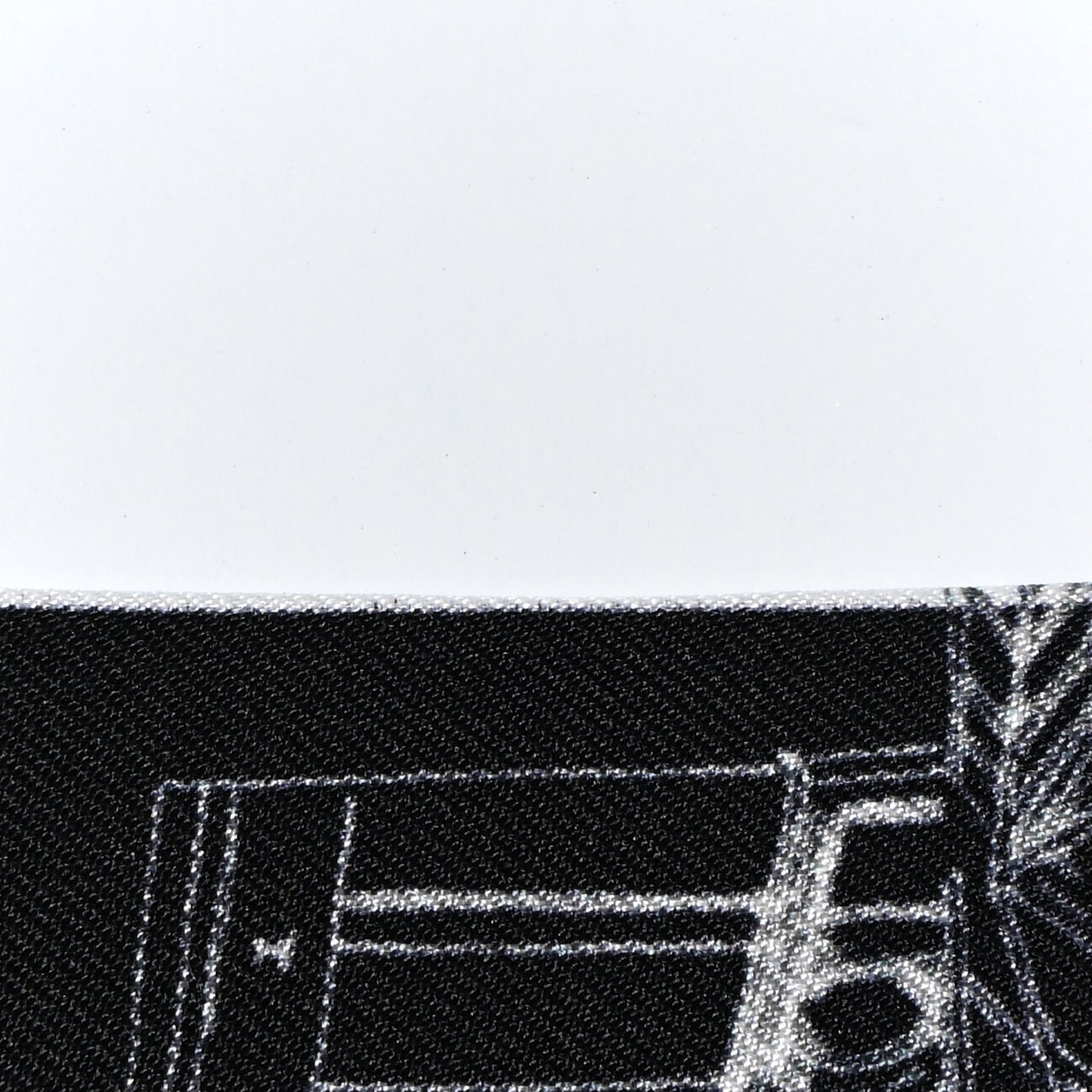 Silk CC City Slim Bandeau White Black Red
