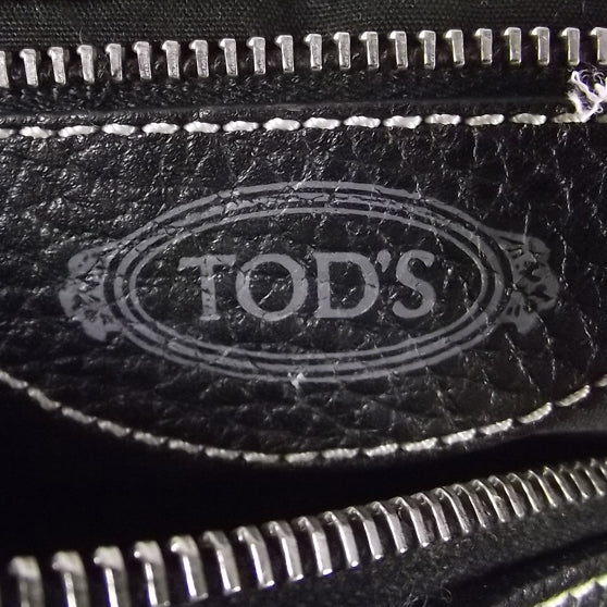 FASHIONPHILE TOD'SLeatherMiniMickyBagandKeyChainBlack 8 of 8