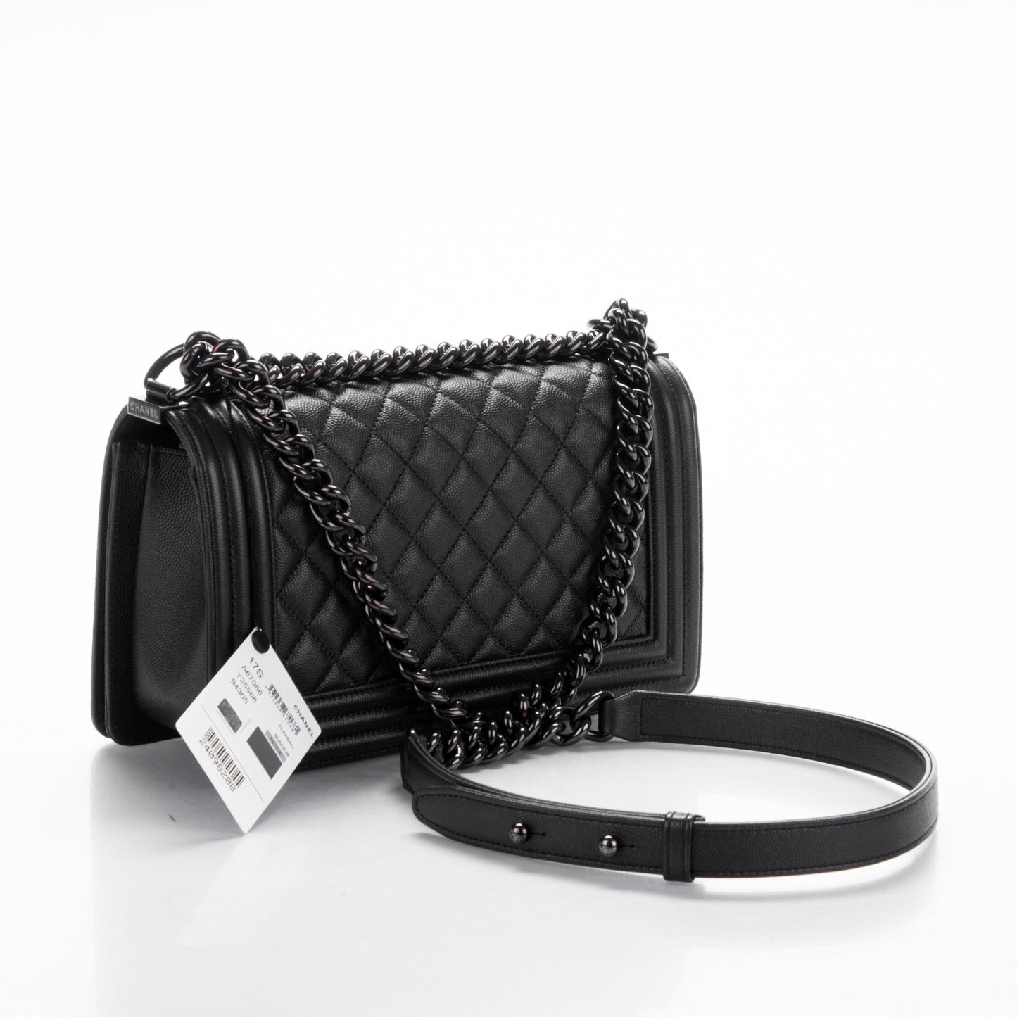 Caviar Quilted Medium Boy Flap So Black