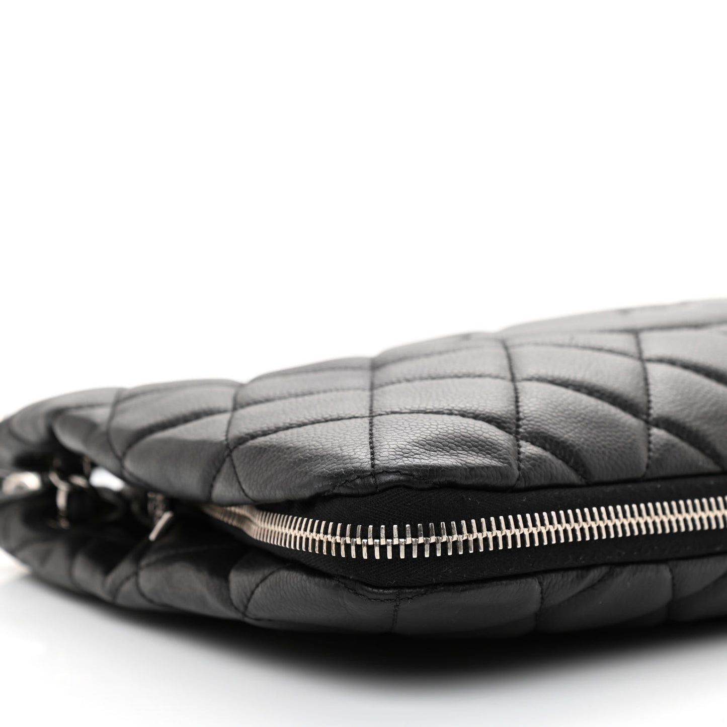 Caviar Quilted Expandable Zip Shoulder Bag Black