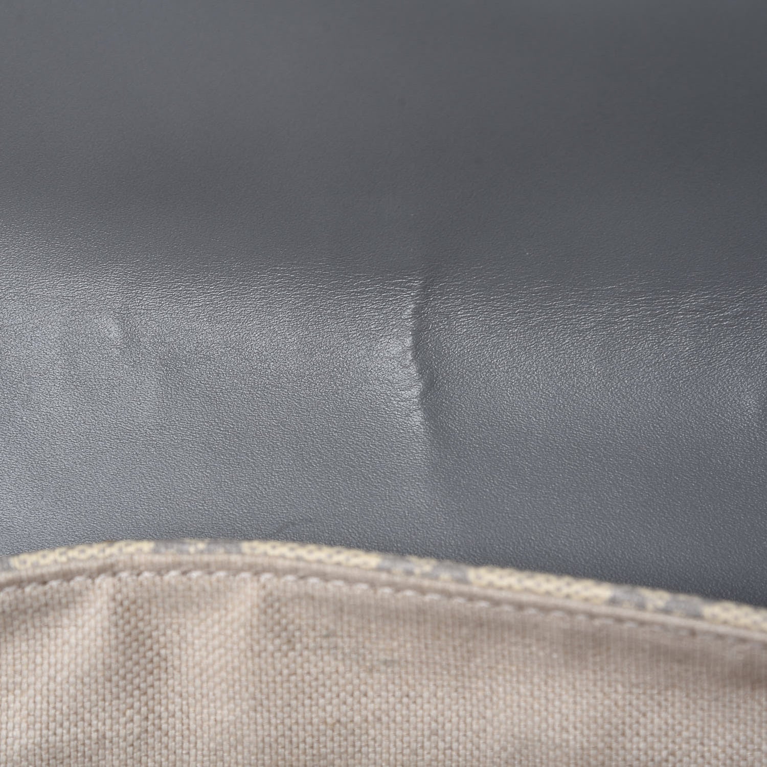 Gucci GG Supreme Monogram Selleria Calfskin Medium Satchel Messenger Bag Ecru Grigio 10 of 10