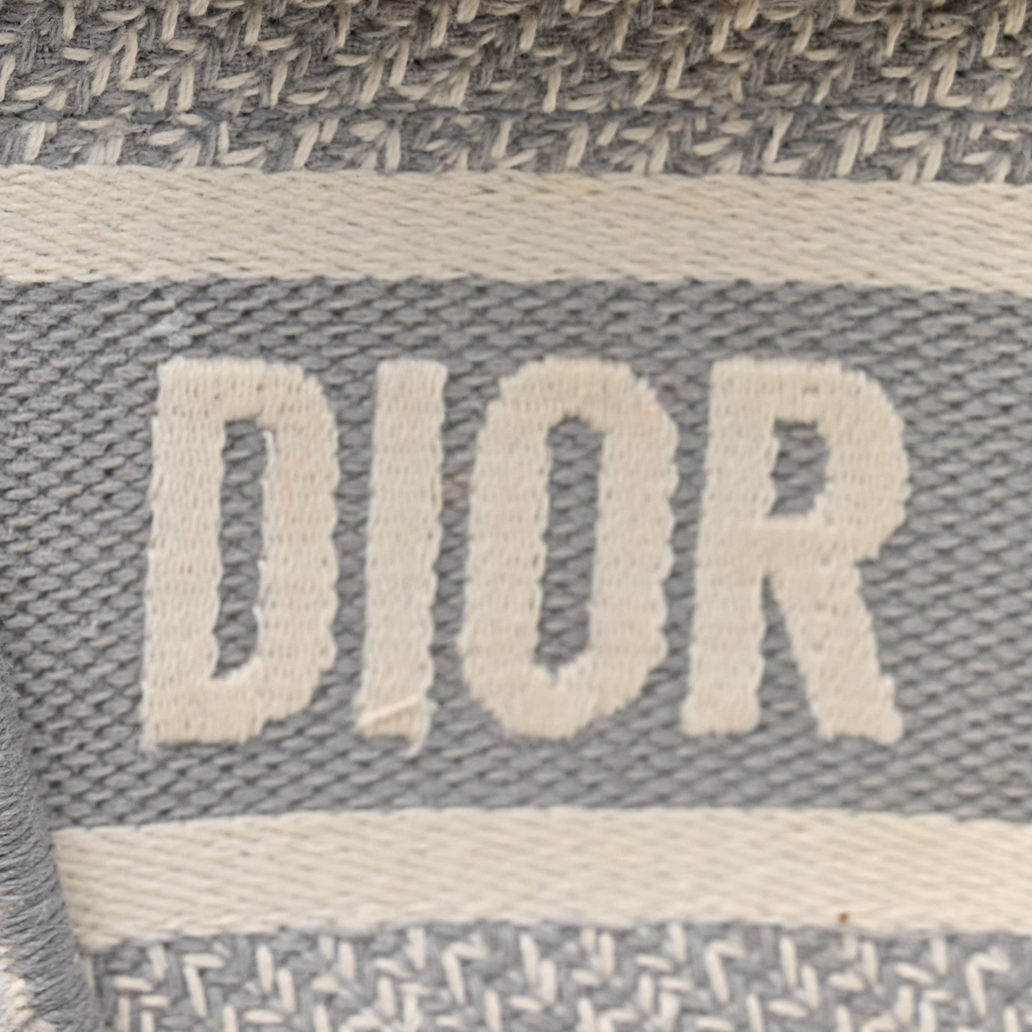 Christian Dior Oblique Slim Saddle Pouch Grey 11 of 11