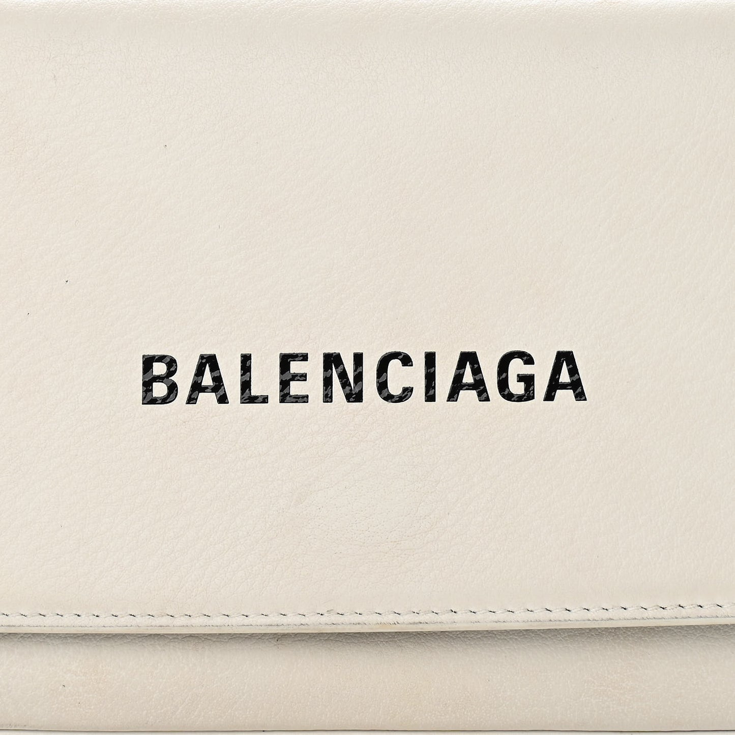 Pebbled Calfskin Logo Everyday Flap Chain Wallet White