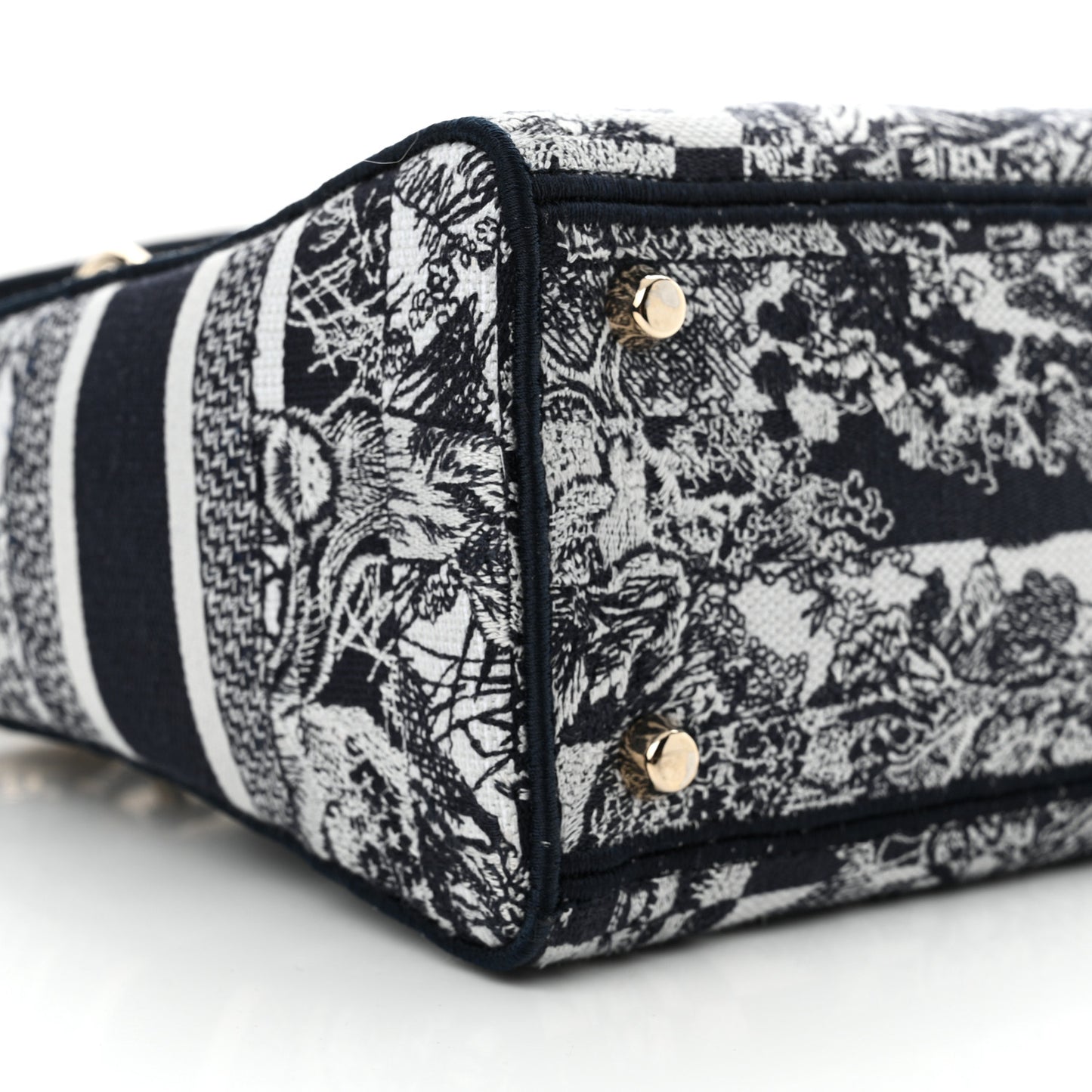 Canvas Toile De Jouy Embroidered Medium Lady D-Lite