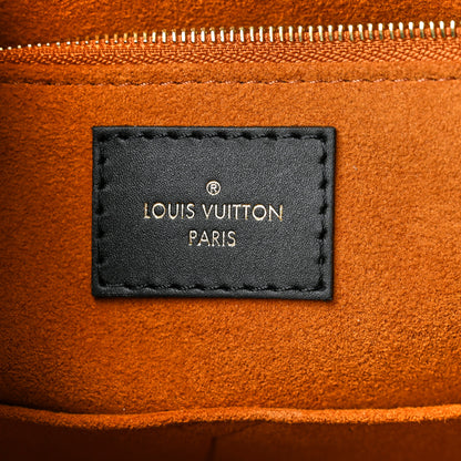 Louis Vuitton Empreinte Monogram Giant Onthego MM Black 6 of 10