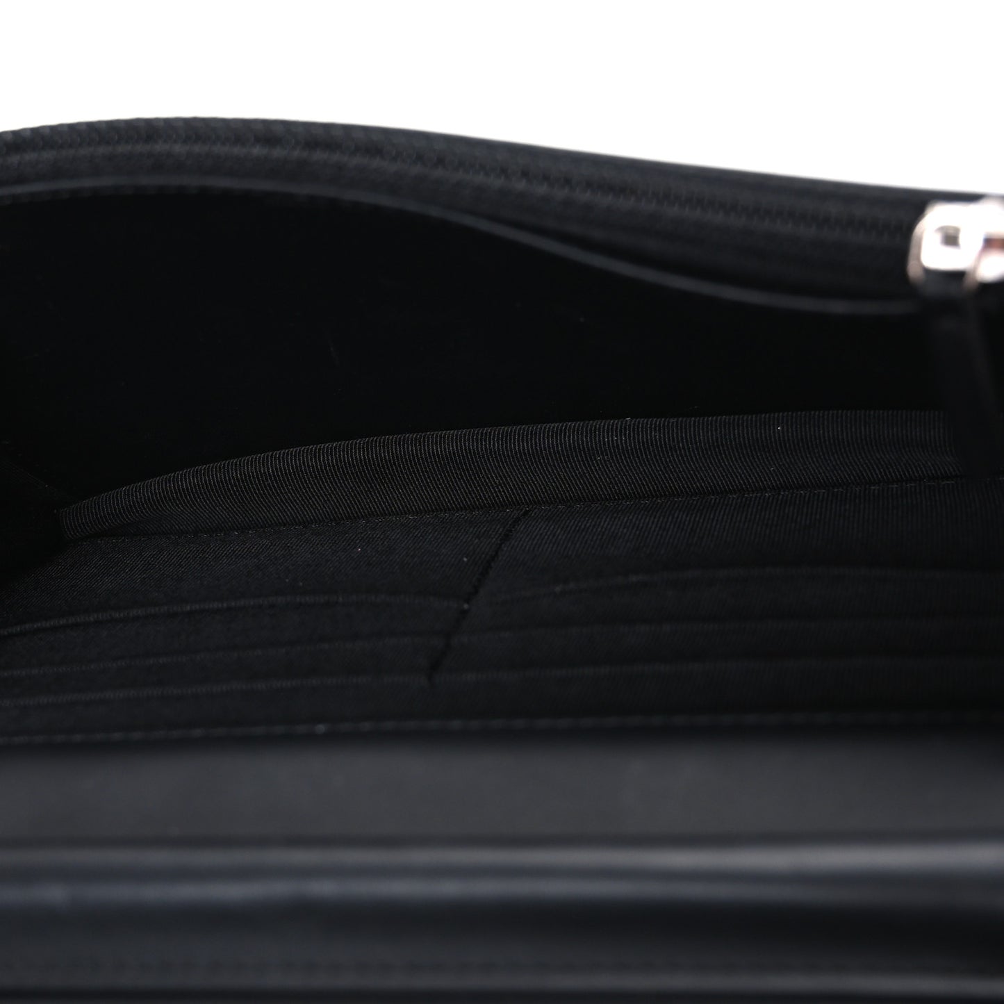 Patent Quilted Wallet On Chain WOC Black