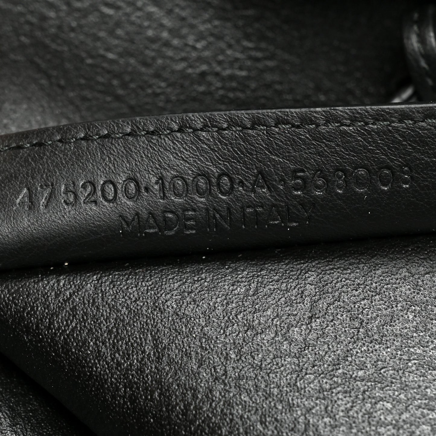 Pebbled Calfskin Large Everyday Tote Black