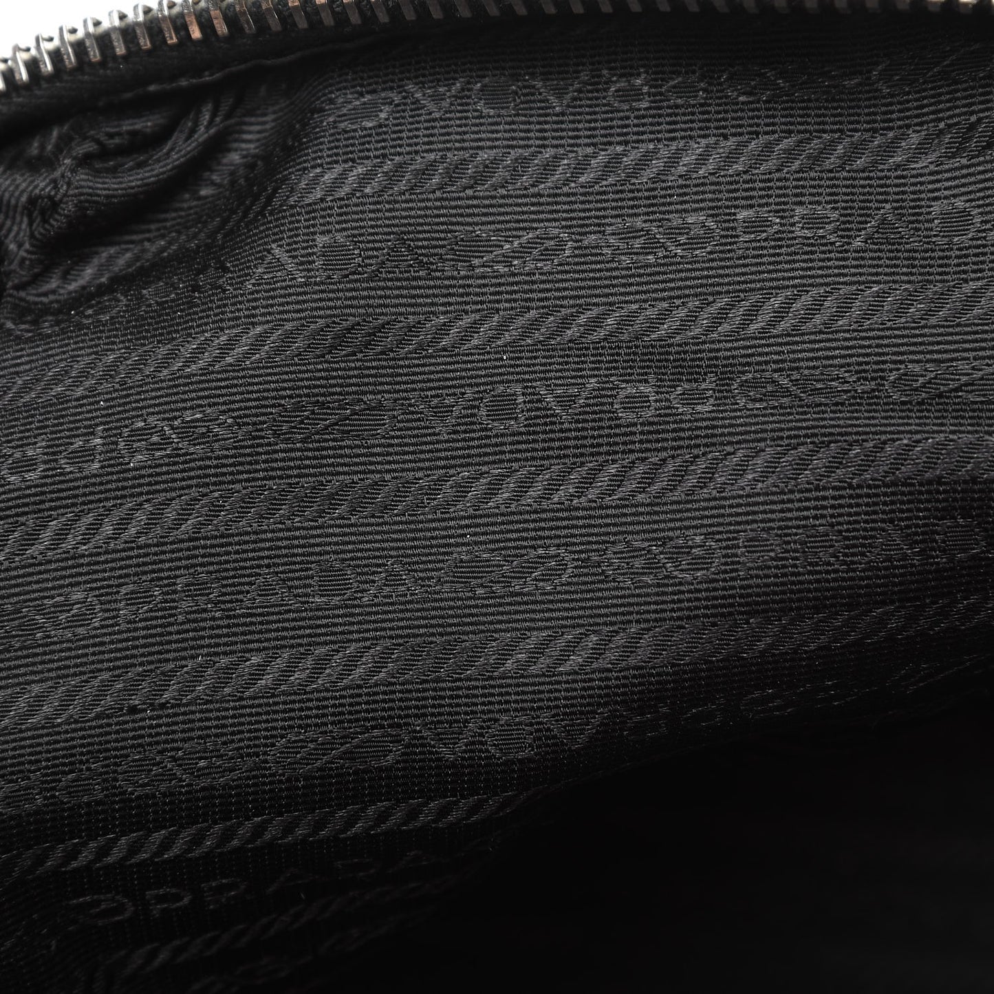 Vitello Daino Tote Nero Black