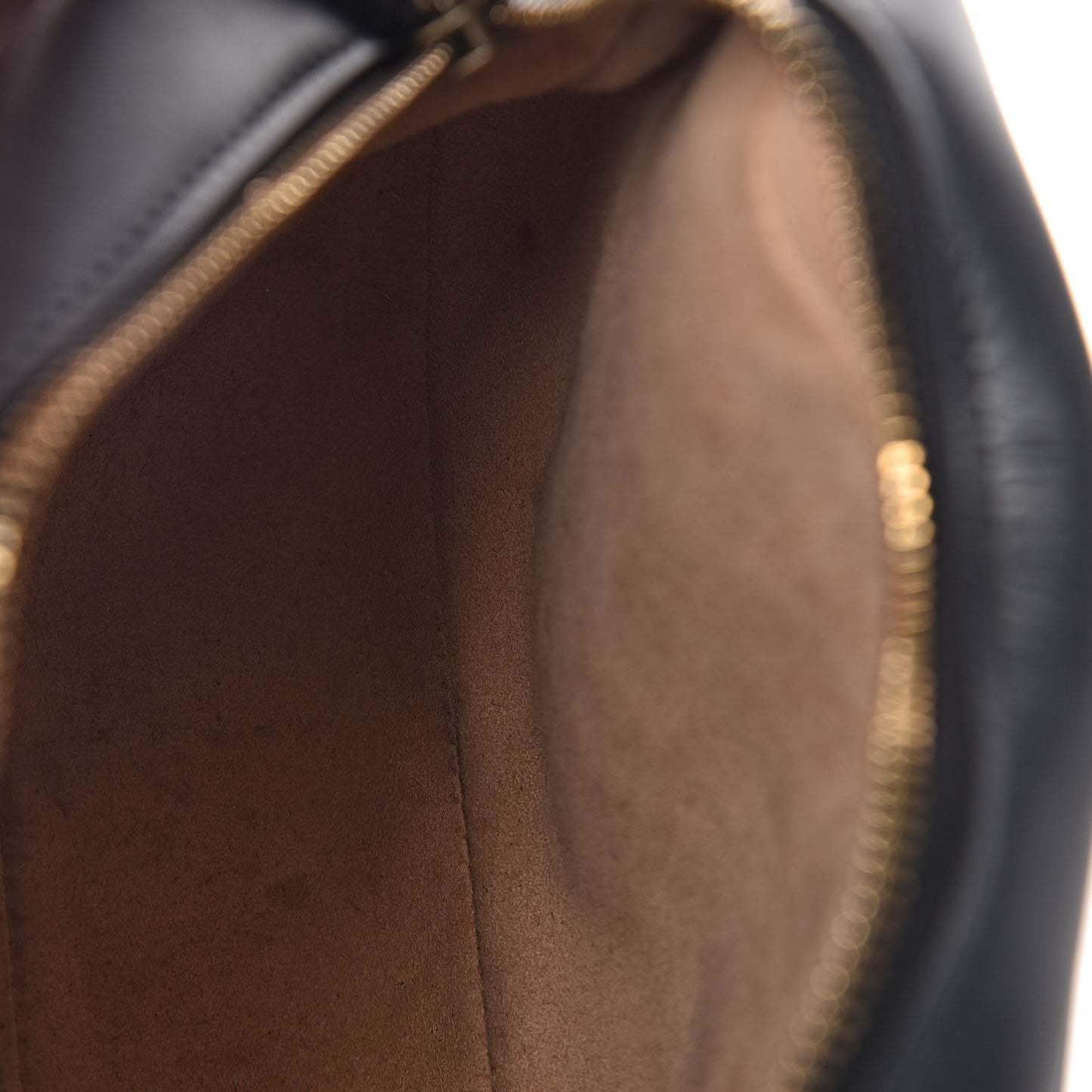 Calfskin Matelasse Small GG Marmont Chain Shoulder Bag Black