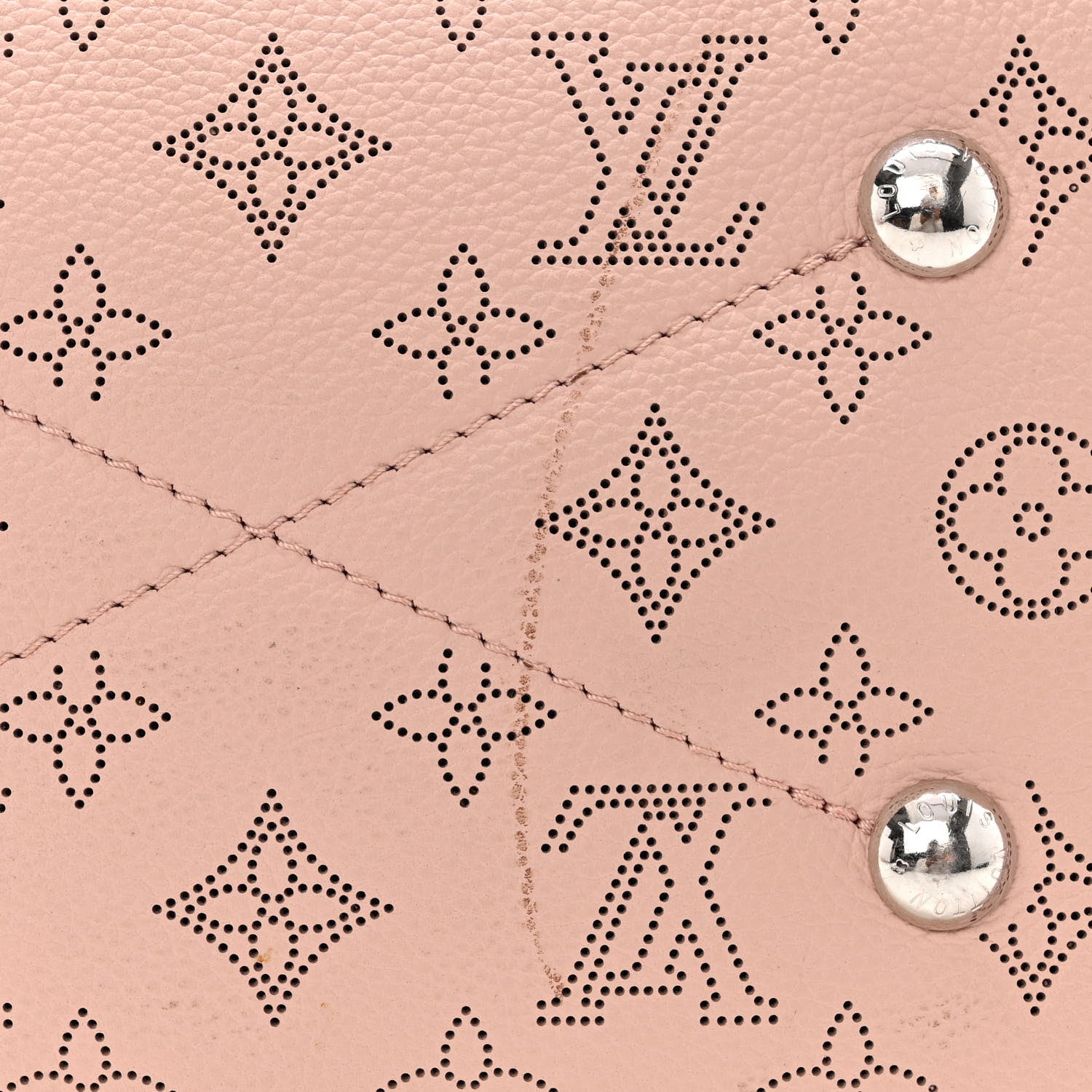 Louis Vuitton Mahina Bella Magnolia 14 of 16