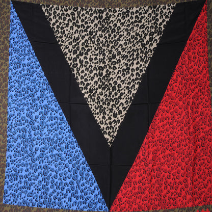 Louis Vuitton Leopard V Giant Square Stole Scarf Kaki 3 of 5