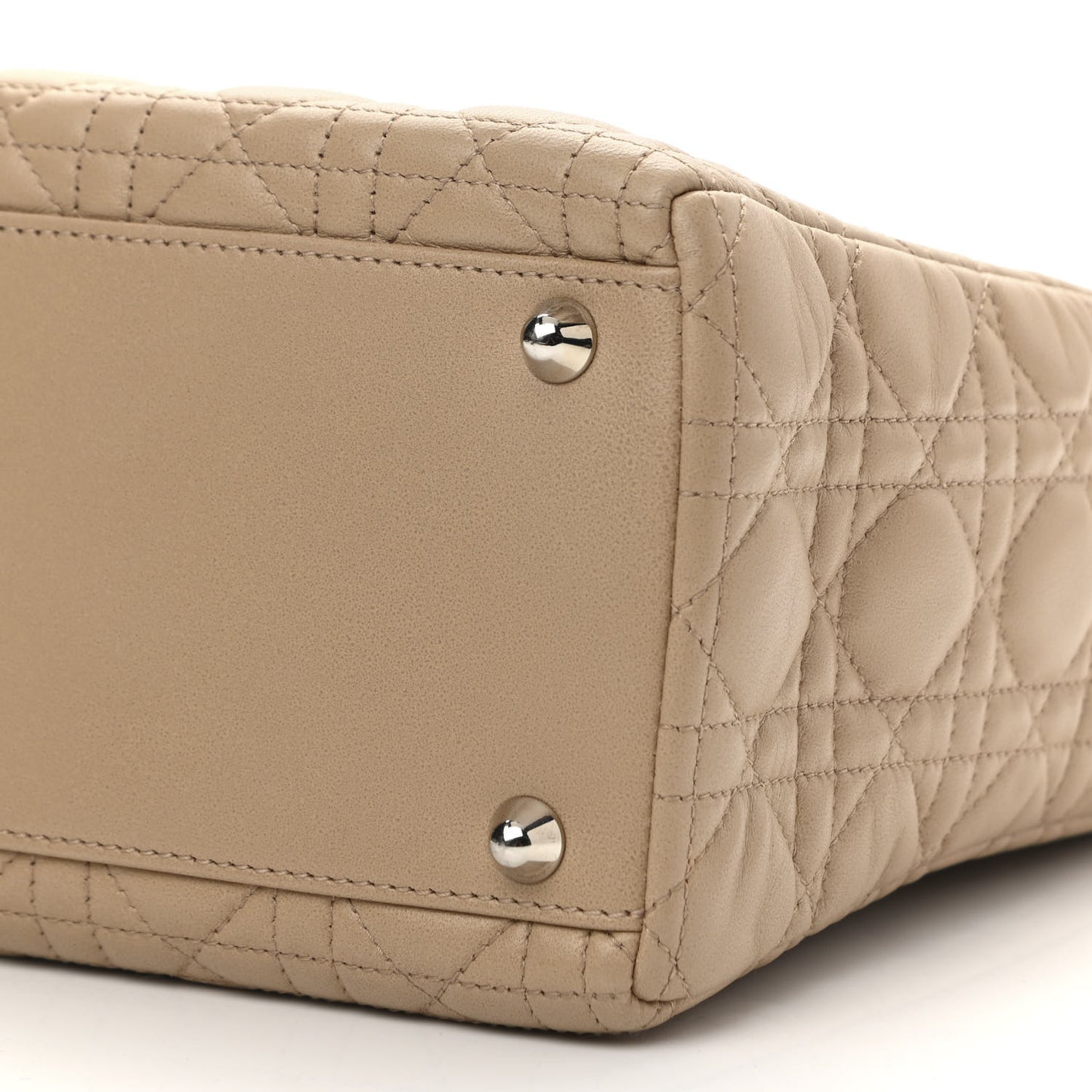 Lambskin Cannage Large Lady Dior Beige